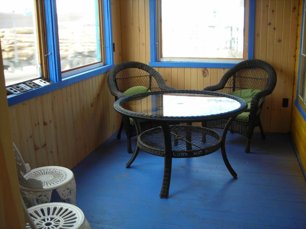 Gite Des Hauteurs Et Cafe De La Place Saint Zenon Δωμάτιο φωτογραφία