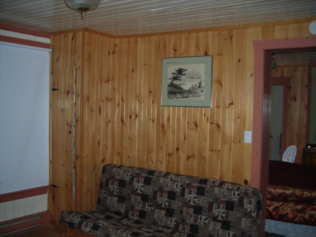 Gite Des Hauteurs Et Cafe De La Place Saint Zenon Δωμάτιο φωτογραφία
