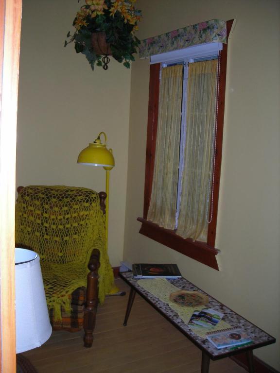 Gite Des Hauteurs Et Cafe De La Place Saint Zenon Δωμάτιο φωτογραφία